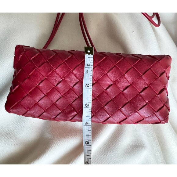 AUTHENTIC Bottega Veneta Small "Loop" Camera Bag in Red - Picture 9 of 11